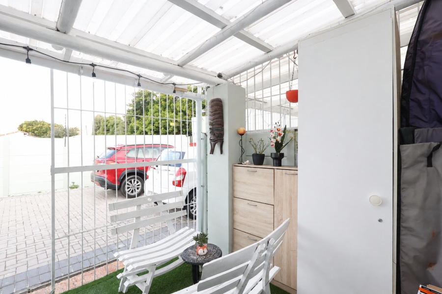 To Let 3 Bedroom Property for Rent in Waves Edge Western Cape